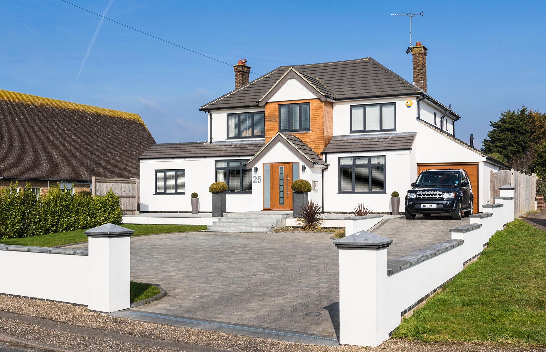 The 2000s house